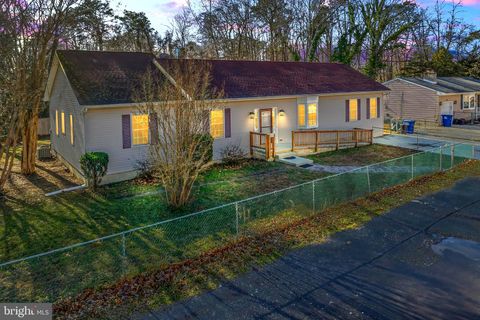 323 WILDROSE STREET BROWNS MILLS NJ 08015