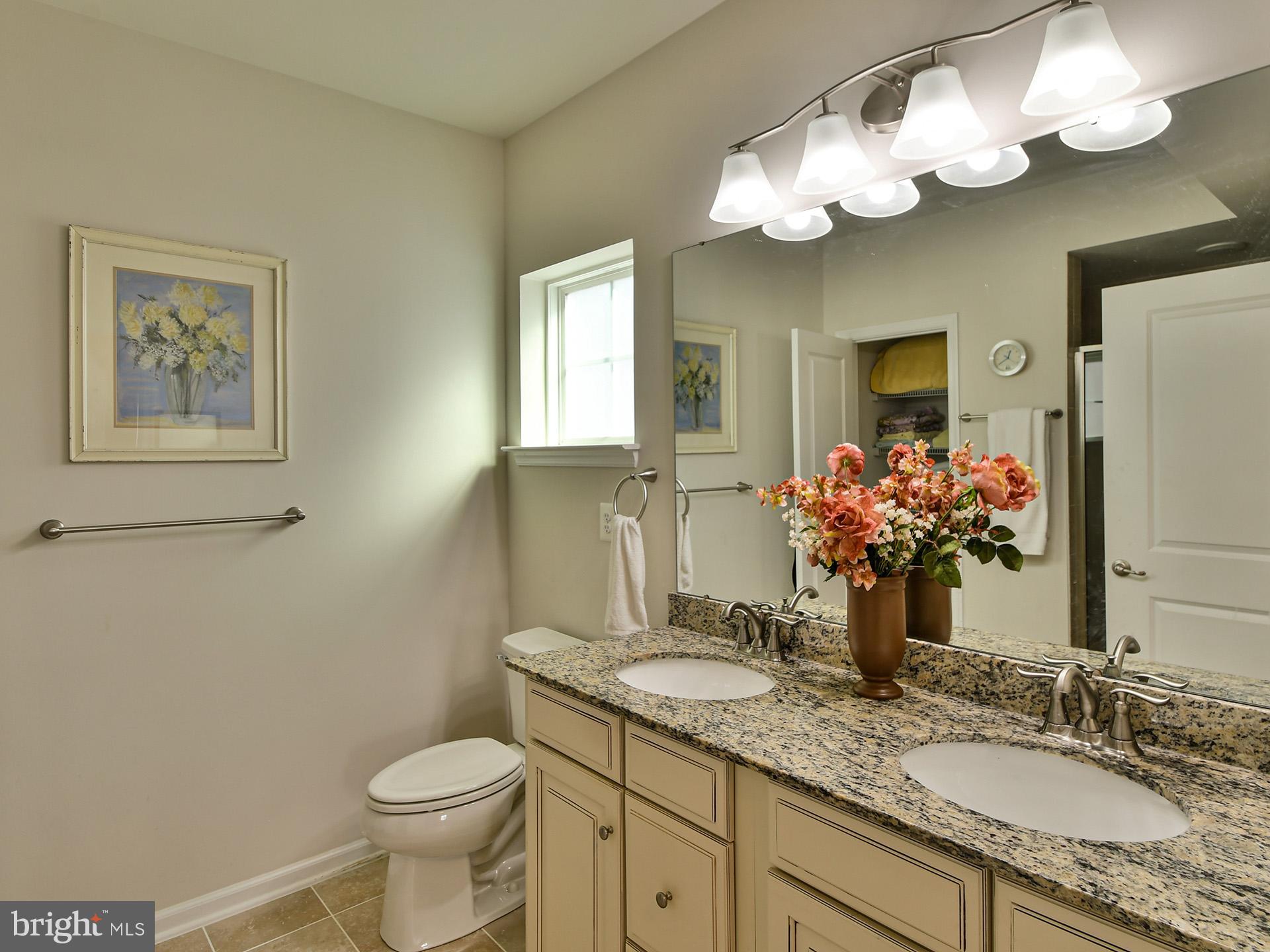 WAVERLY MEWS - Residential