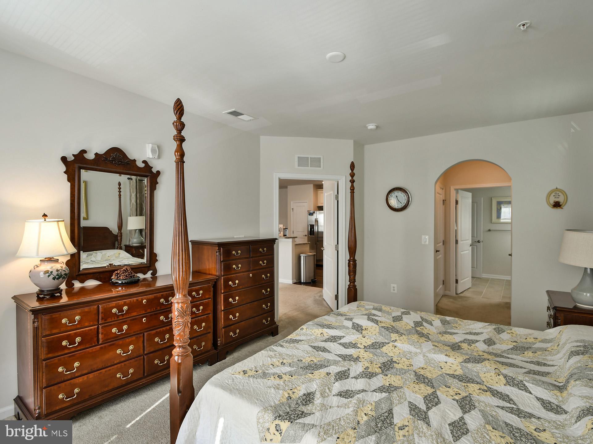 WAVERLY MEWS - Residential