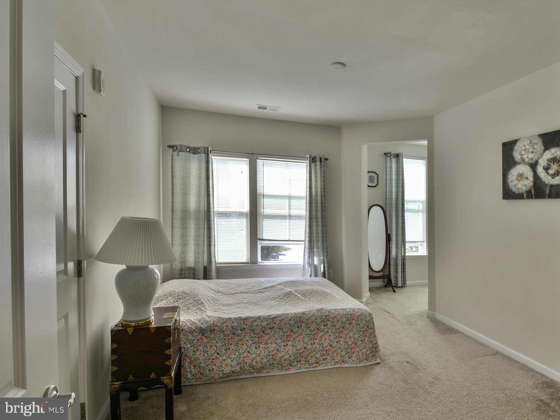 WAVERLY MEWS - Residential