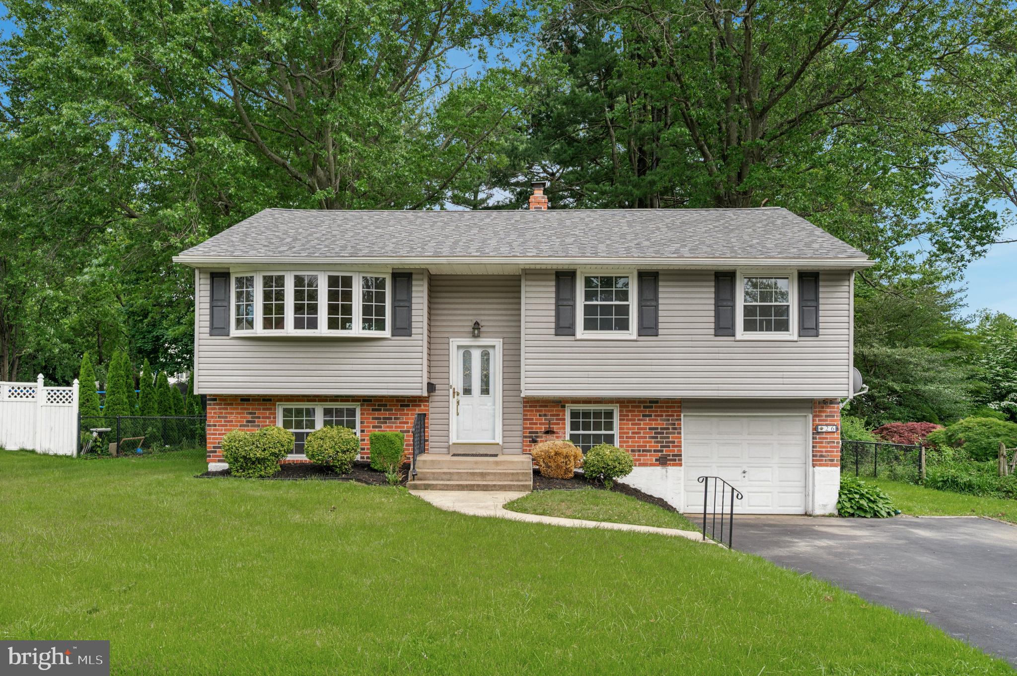 WOODBROOK - Residential