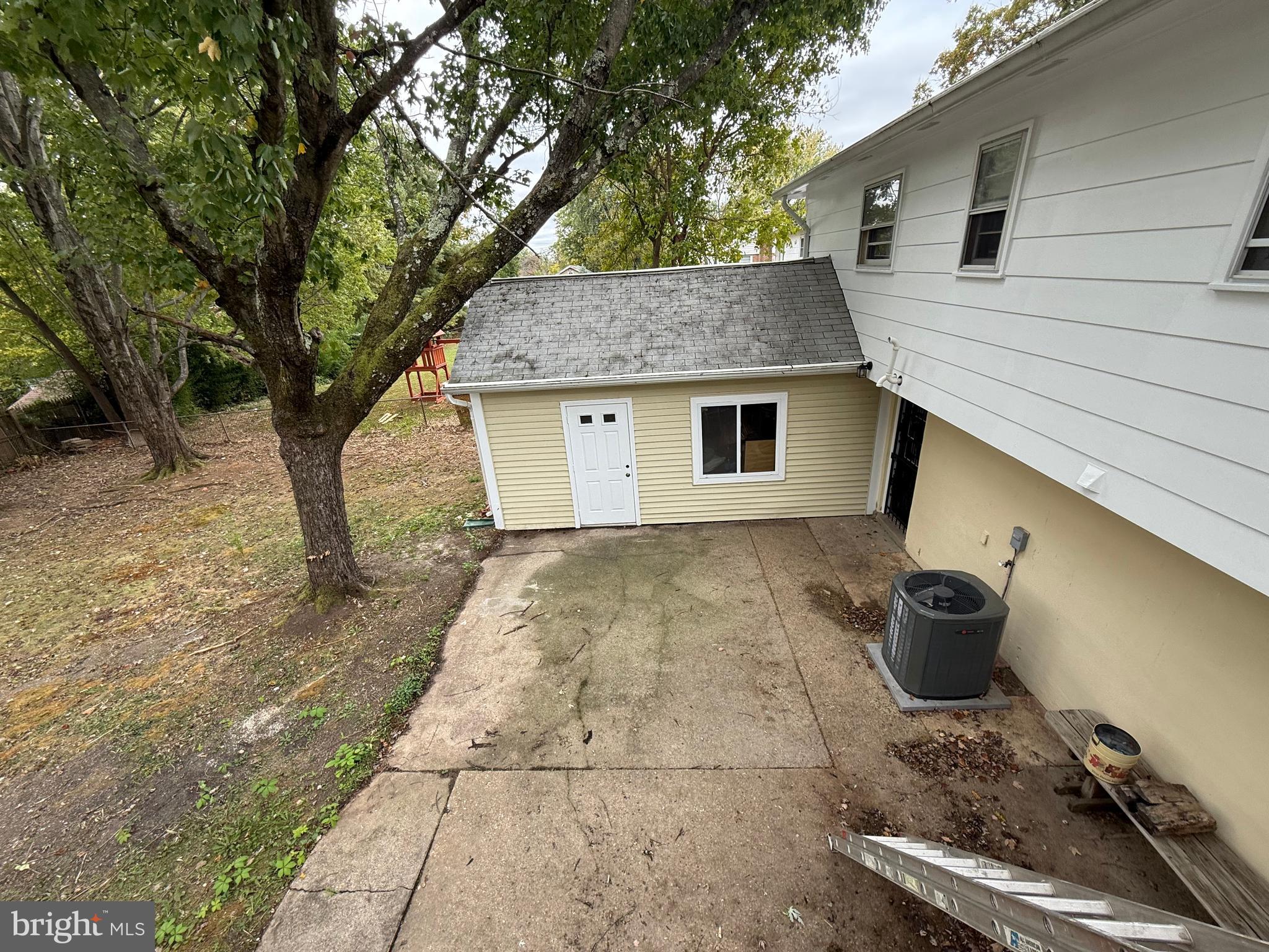 DALE CITY - Residential