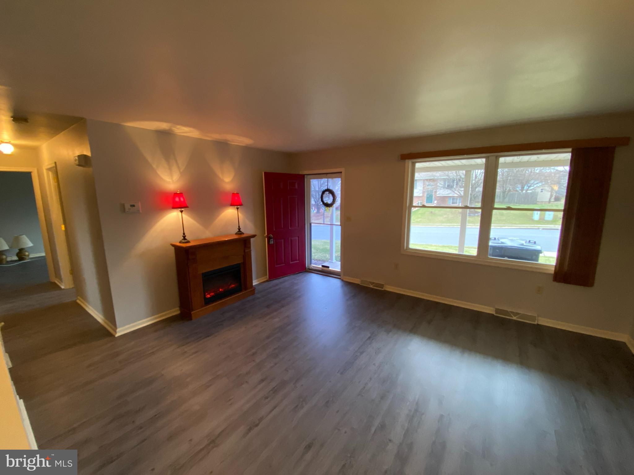 OLD HOMESTEAD - Residential