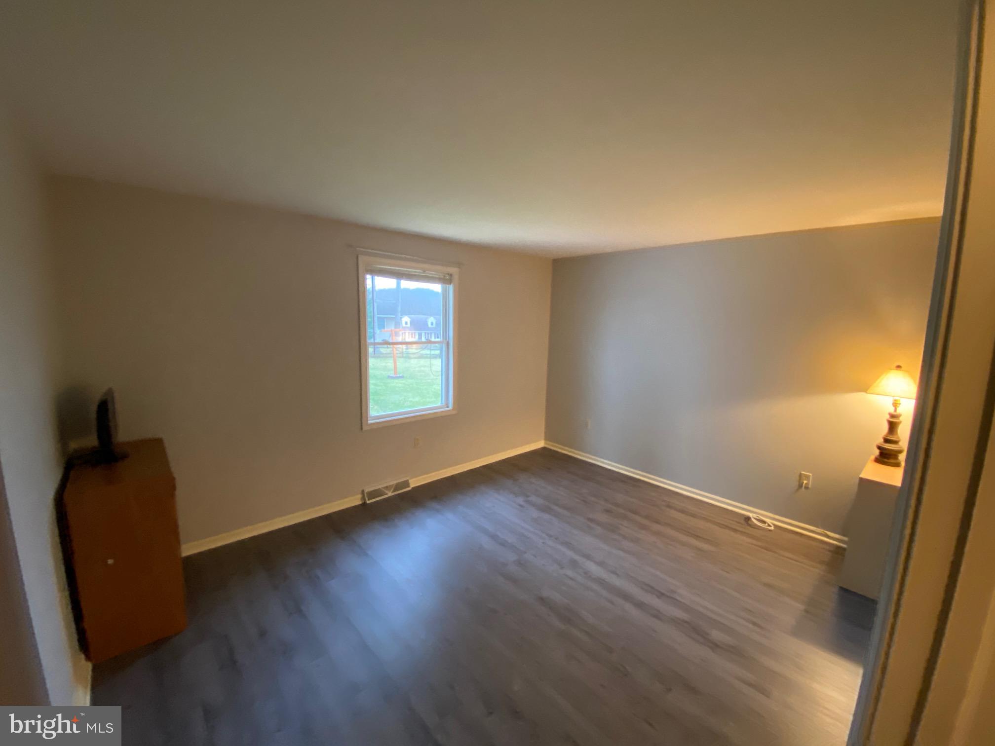 OLD HOMESTEAD - Residential