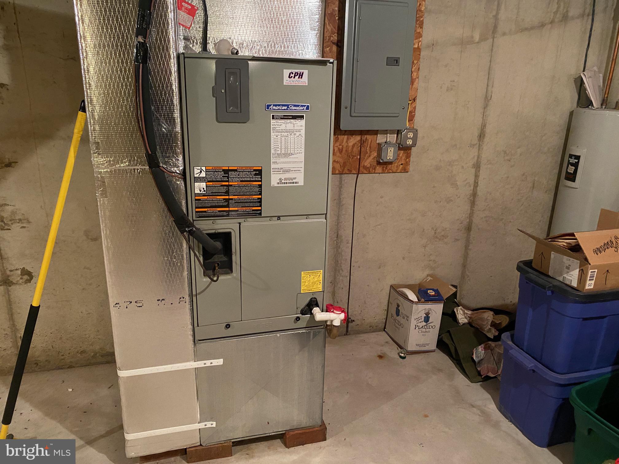 OLD HOMESTEAD - Residential