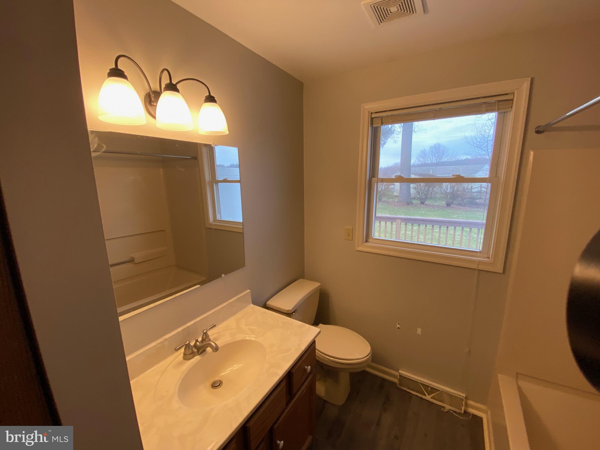 OLD HOMESTEAD - Residential