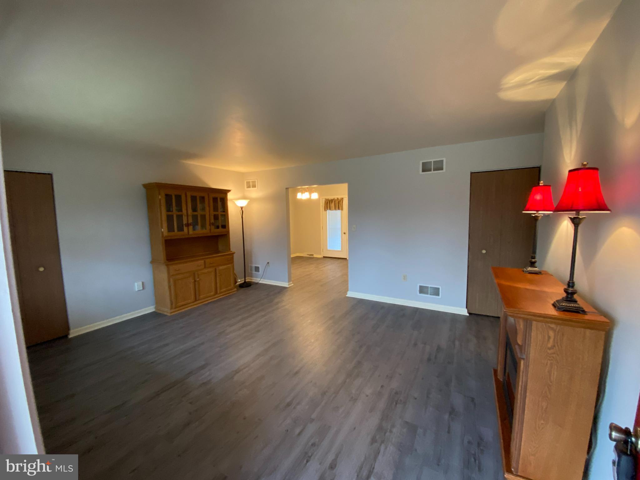 OLD HOMESTEAD - Residential