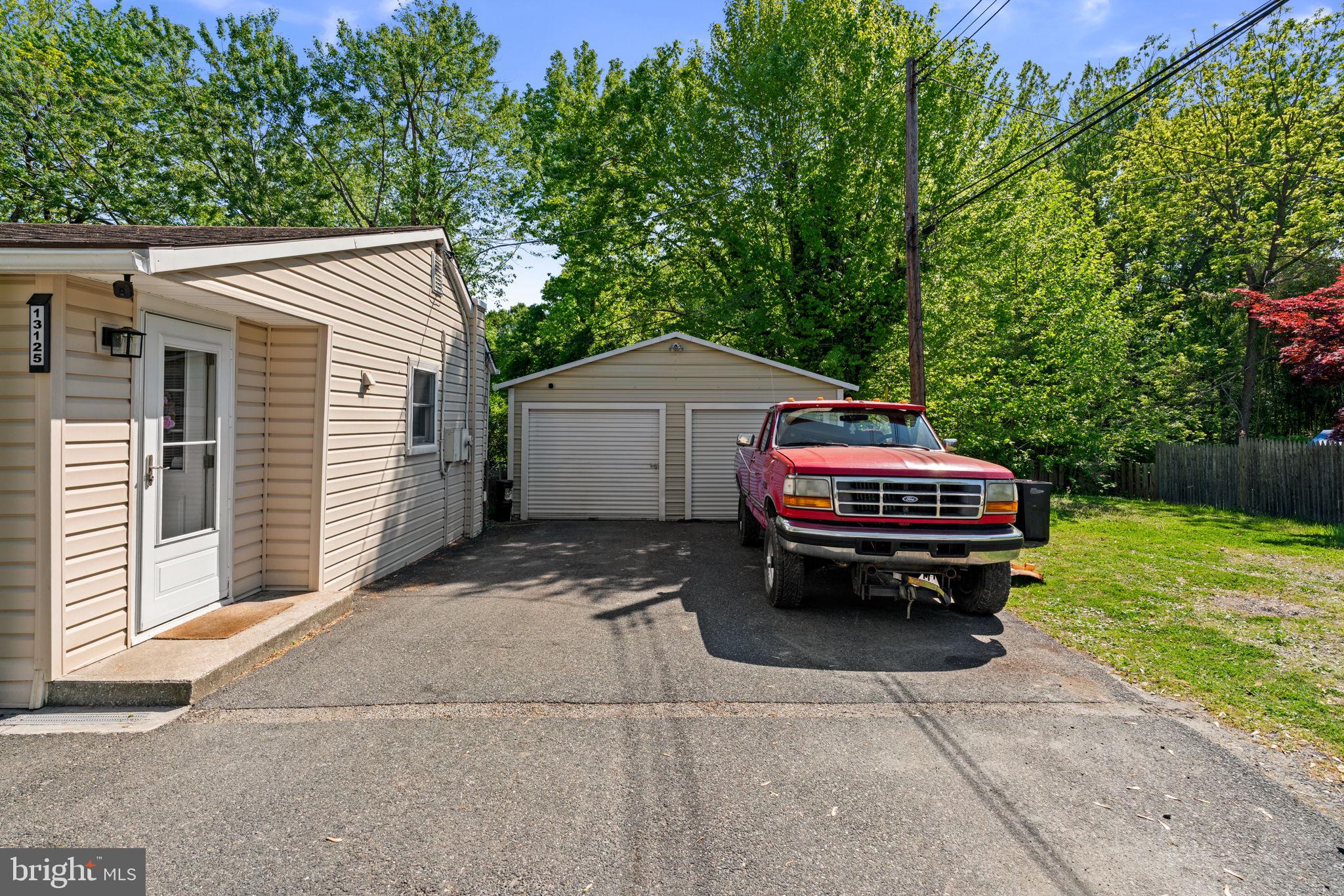 TWIN RIVER BEACH - Residential