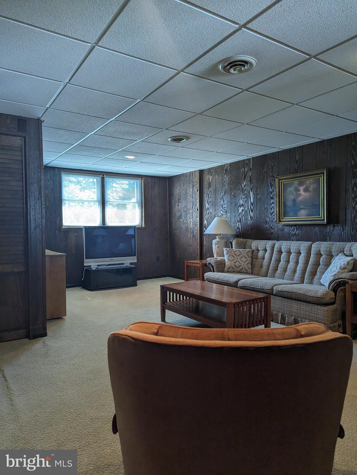 SHORELAND - Residential