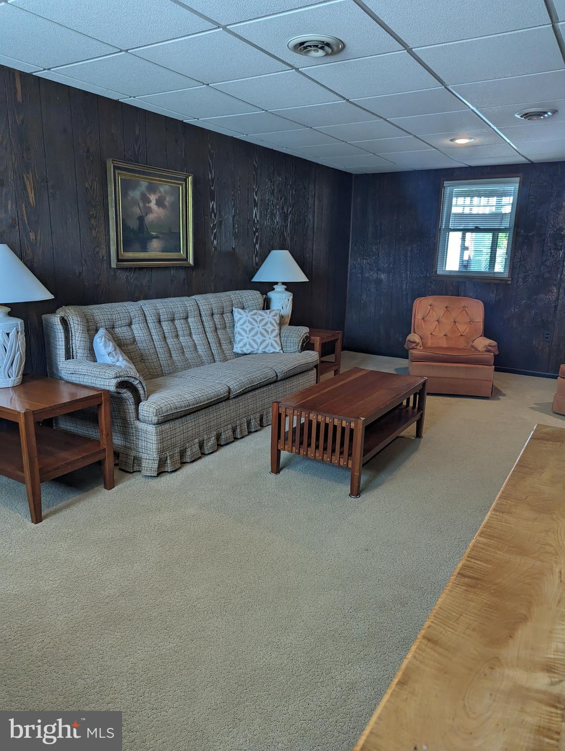 SHORELAND - Residential