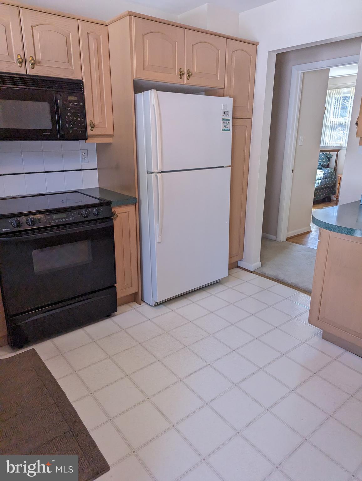 SHORELAND - Residential