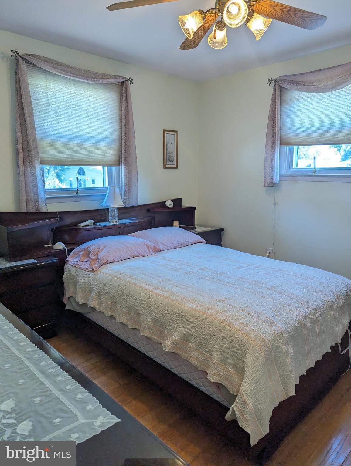 SHORELAND - Residential