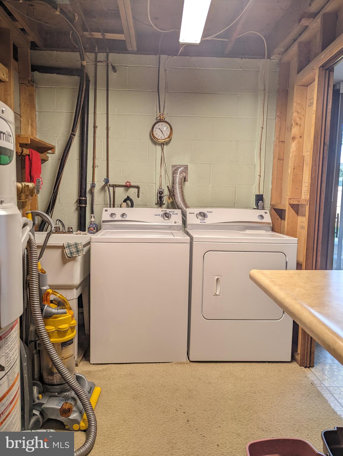 SHORELAND - Residential