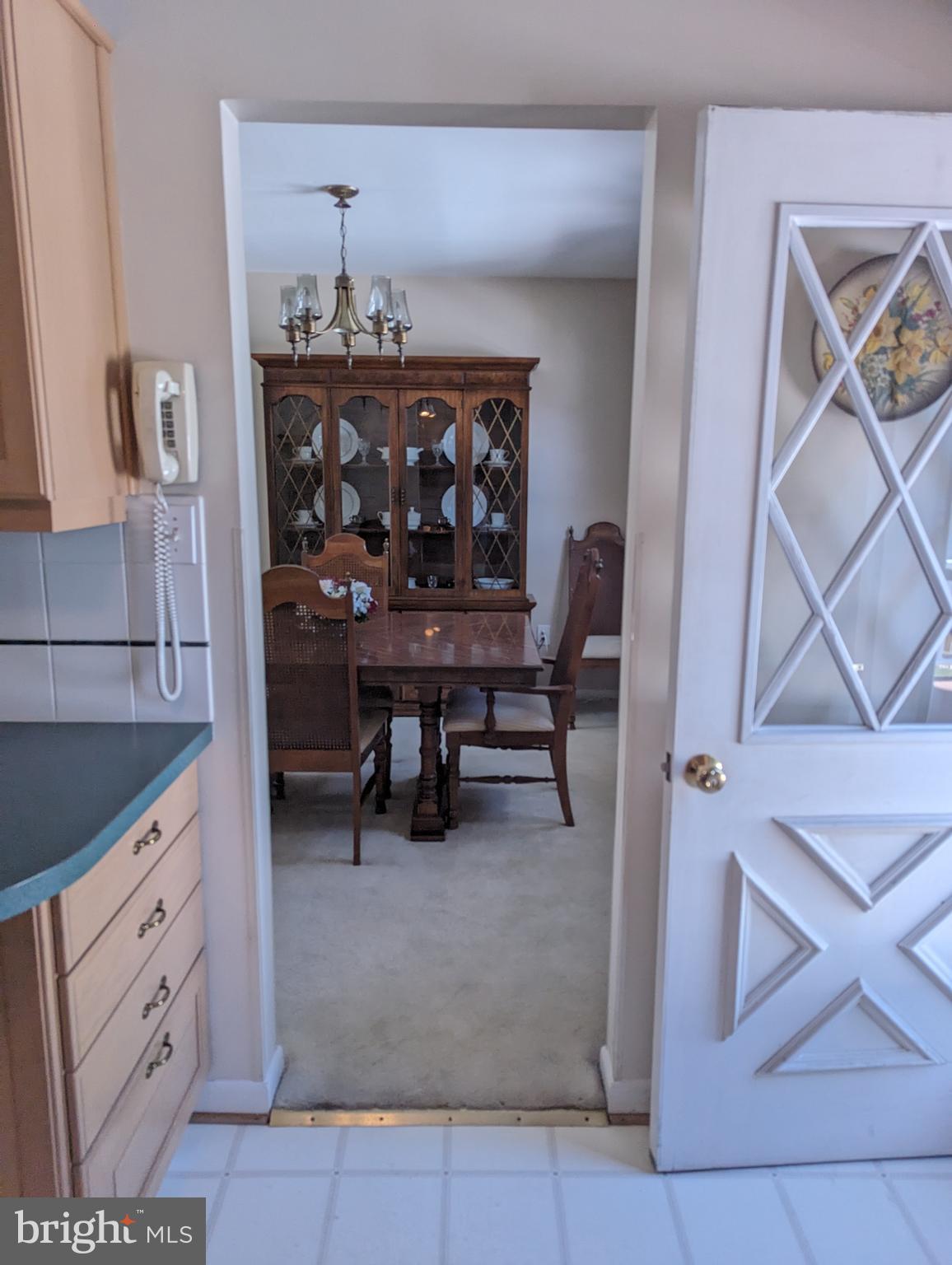 SHORELAND - Residential