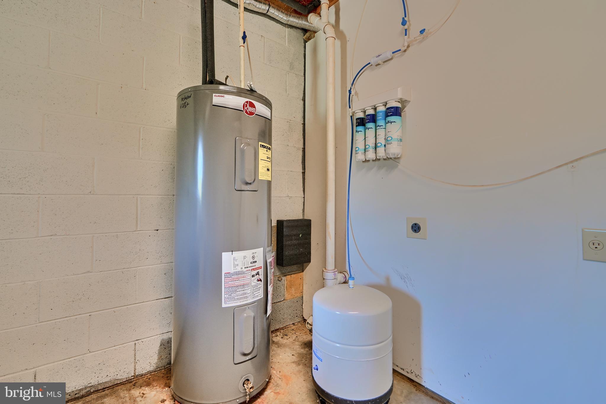 OCTORARO LAKES - Residential