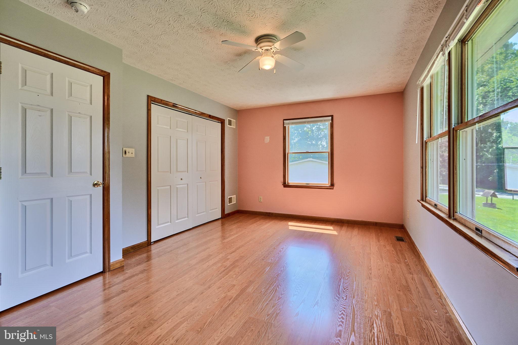 OCTORARO LAKES - Residential