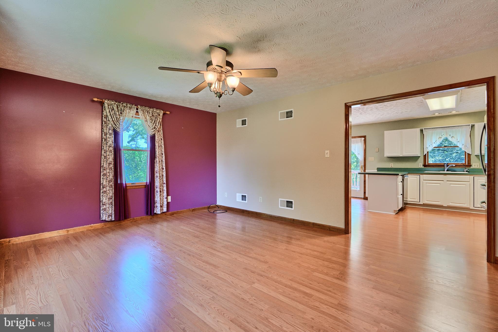 OCTORARO LAKES - Residential