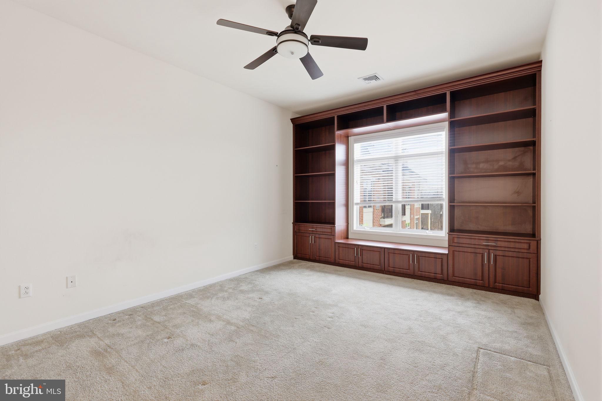 HUNTINGDON PLACE - Residential