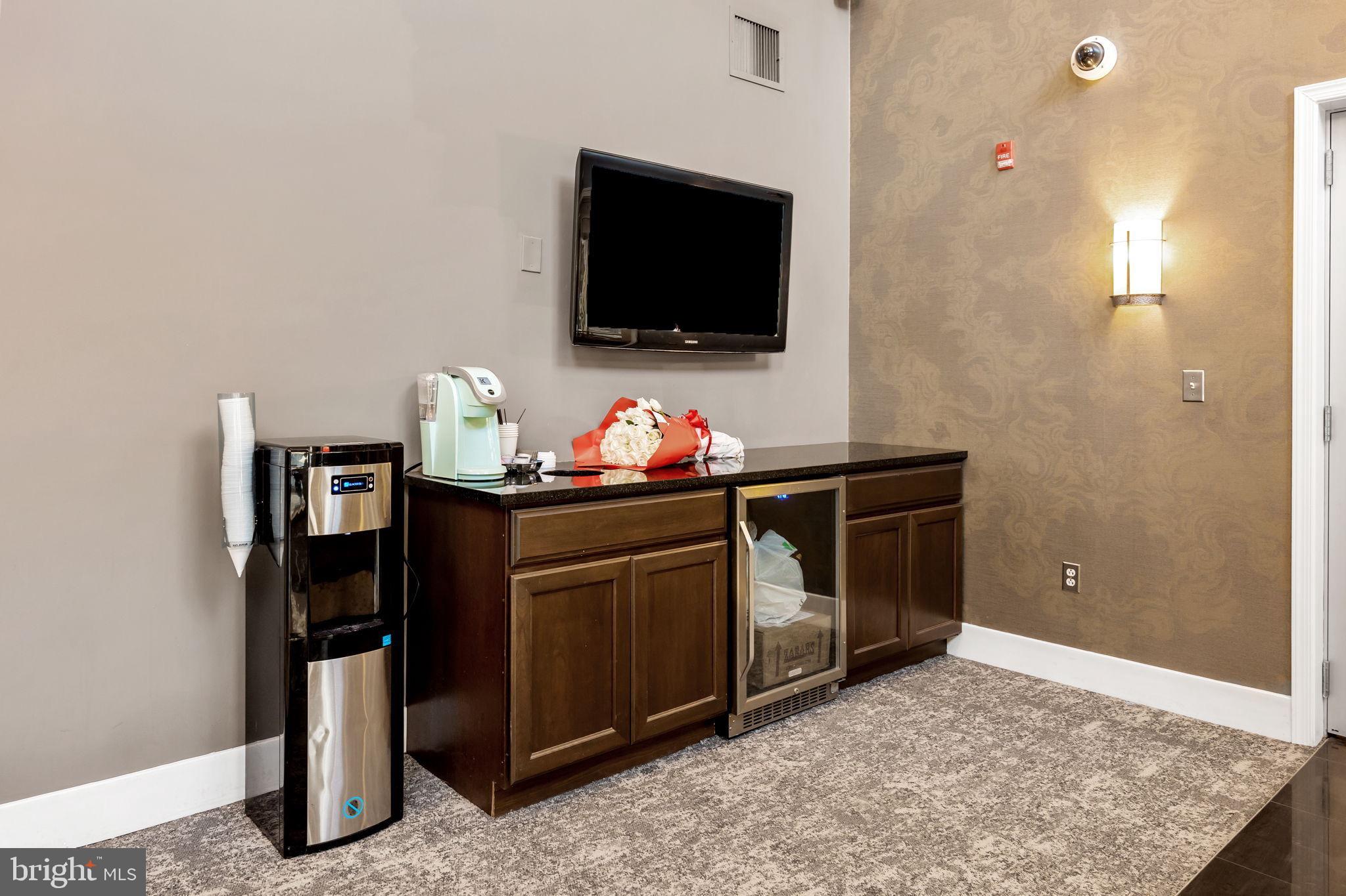 HUNTINGDON PLACE - Residential