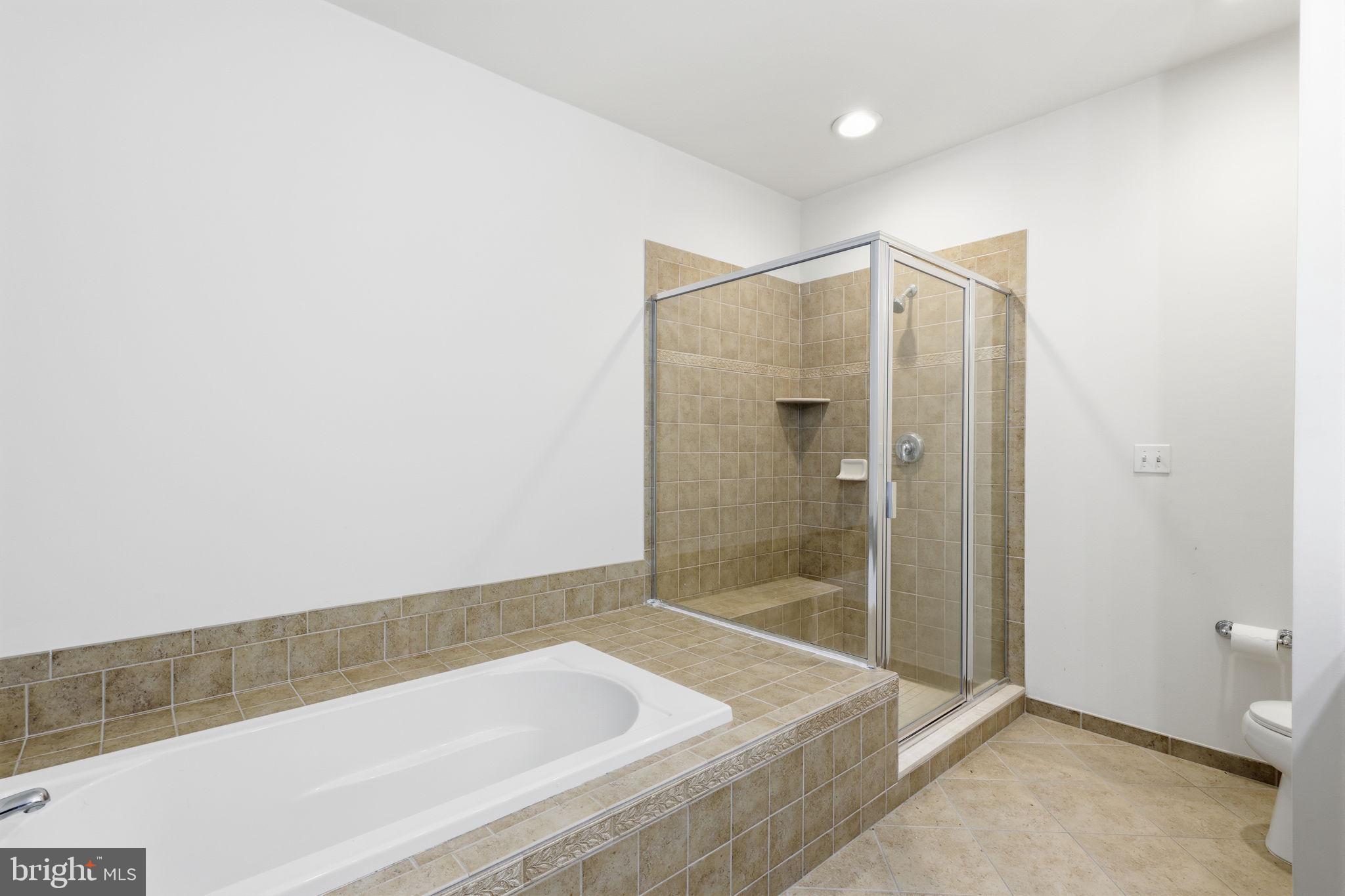 HUNTINGDON PLACE - Residential