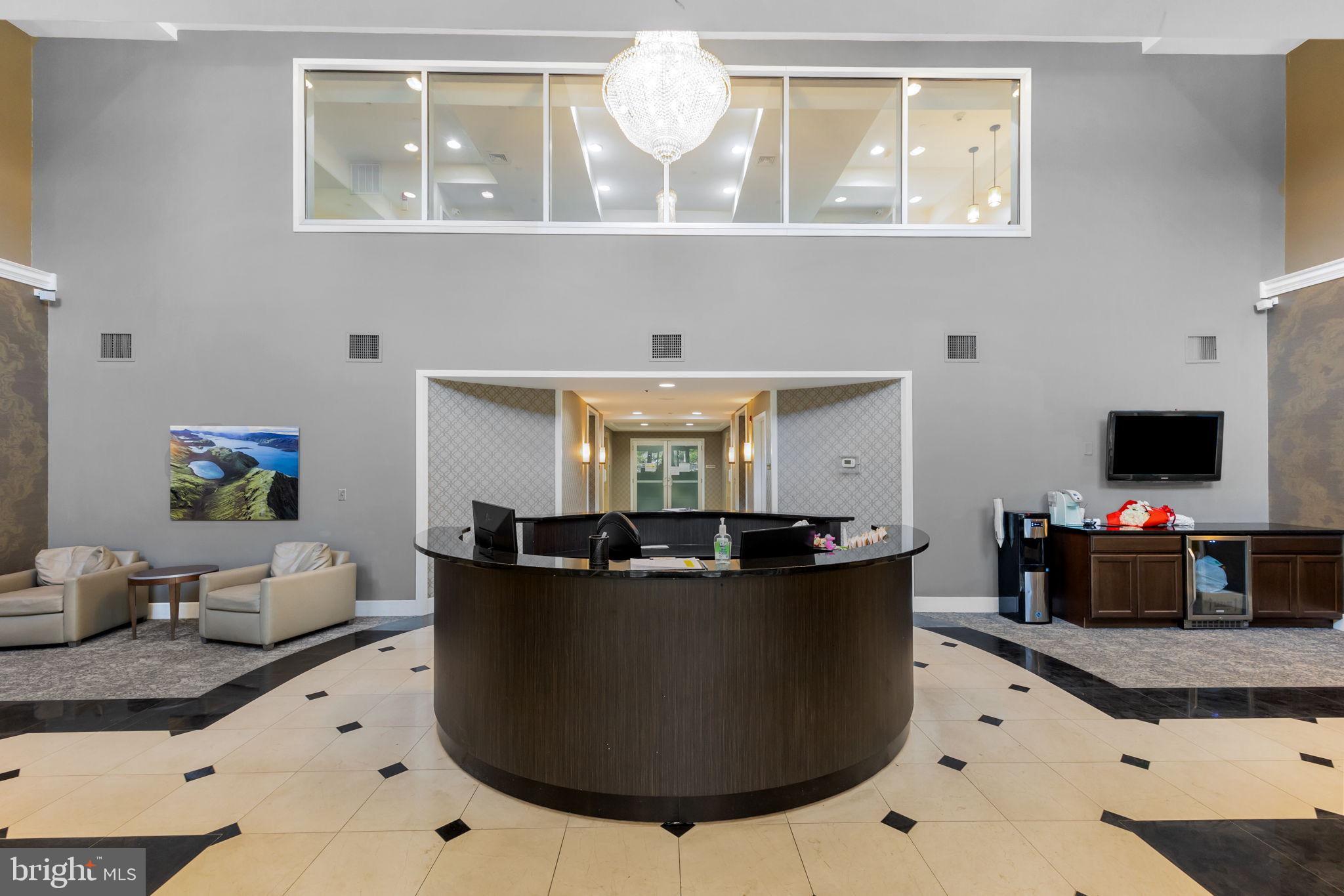 HUNTINGDON PLACE - Residential