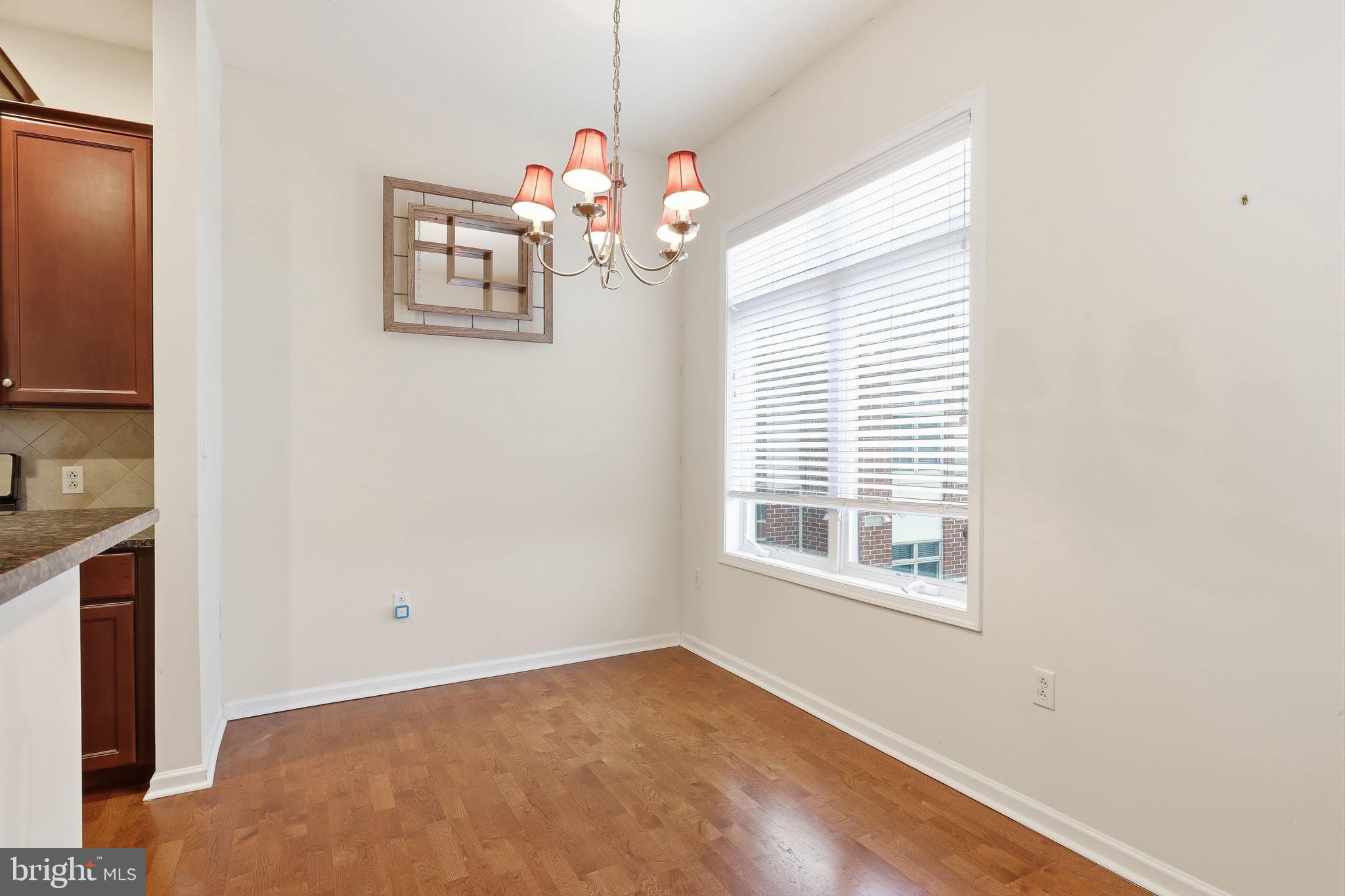 HUNTINGDON PLACE - Residential