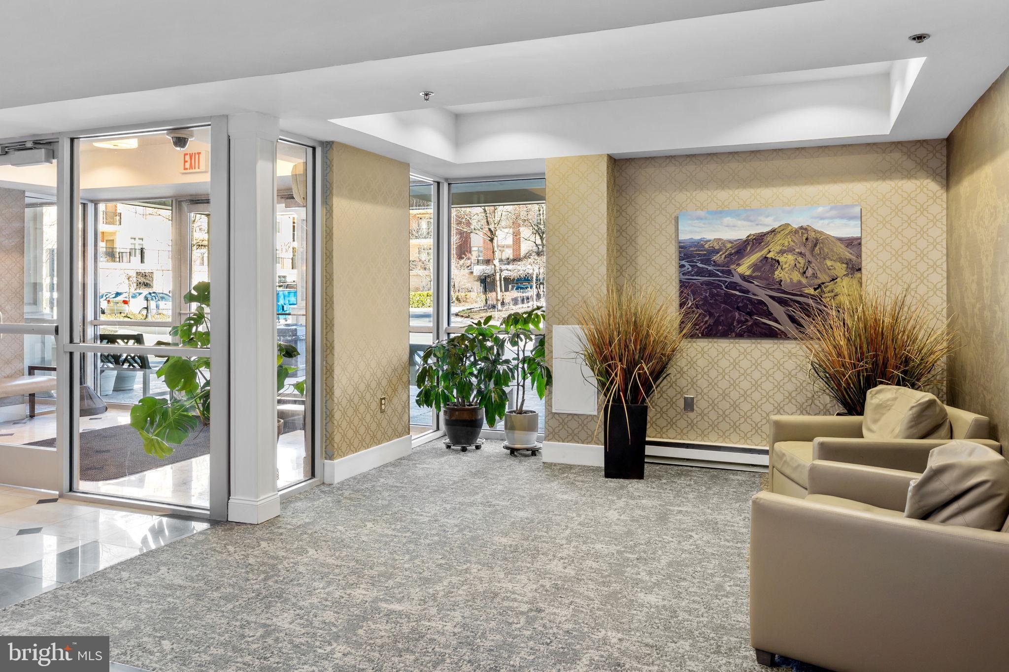 HUNTINGDON PLACE - Residential