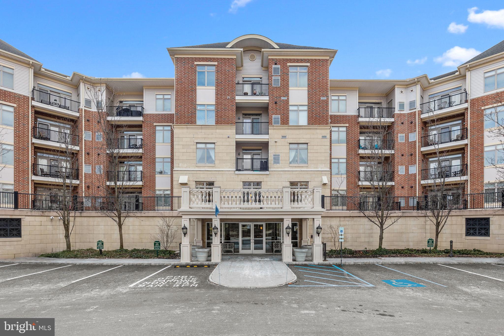 HUNTINGDON PLACE - Residential