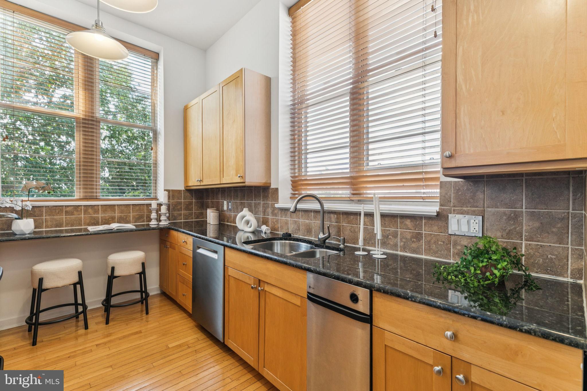 200 CHRISTIAN STREET 32