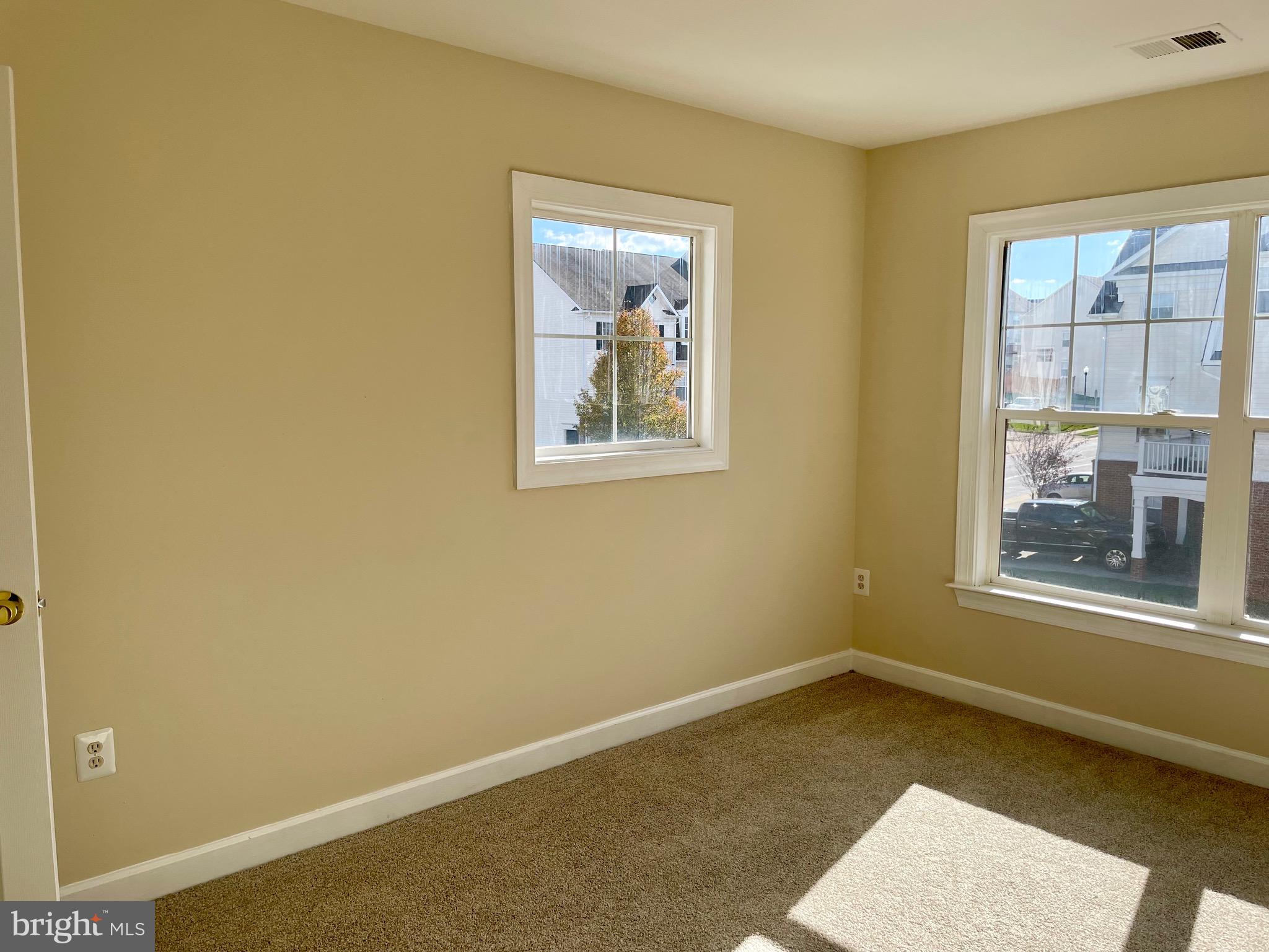 BLOOMS MILL - Residential