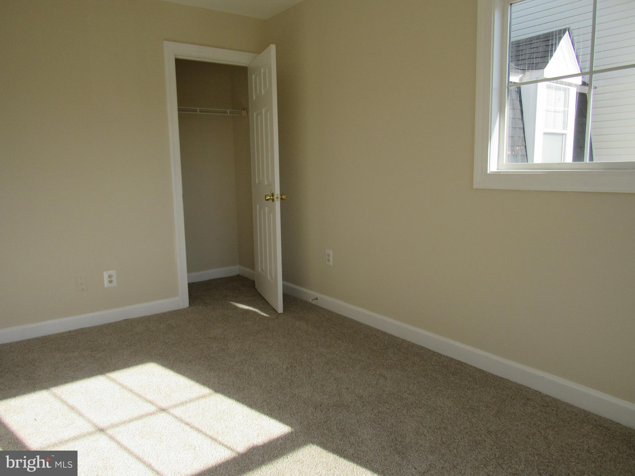 BLOOMS MILL - Residential