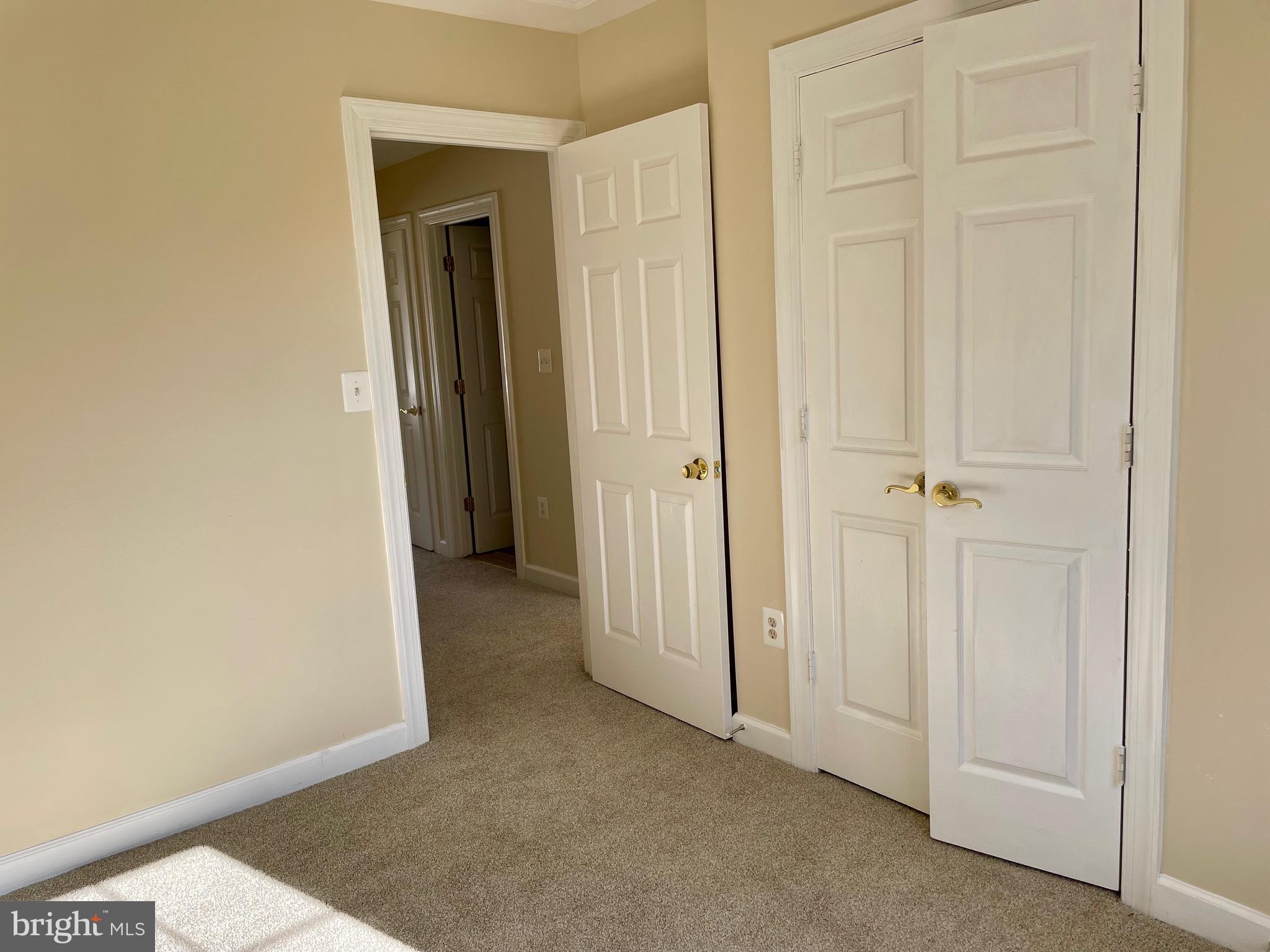 BLOOMS MILL - Residential