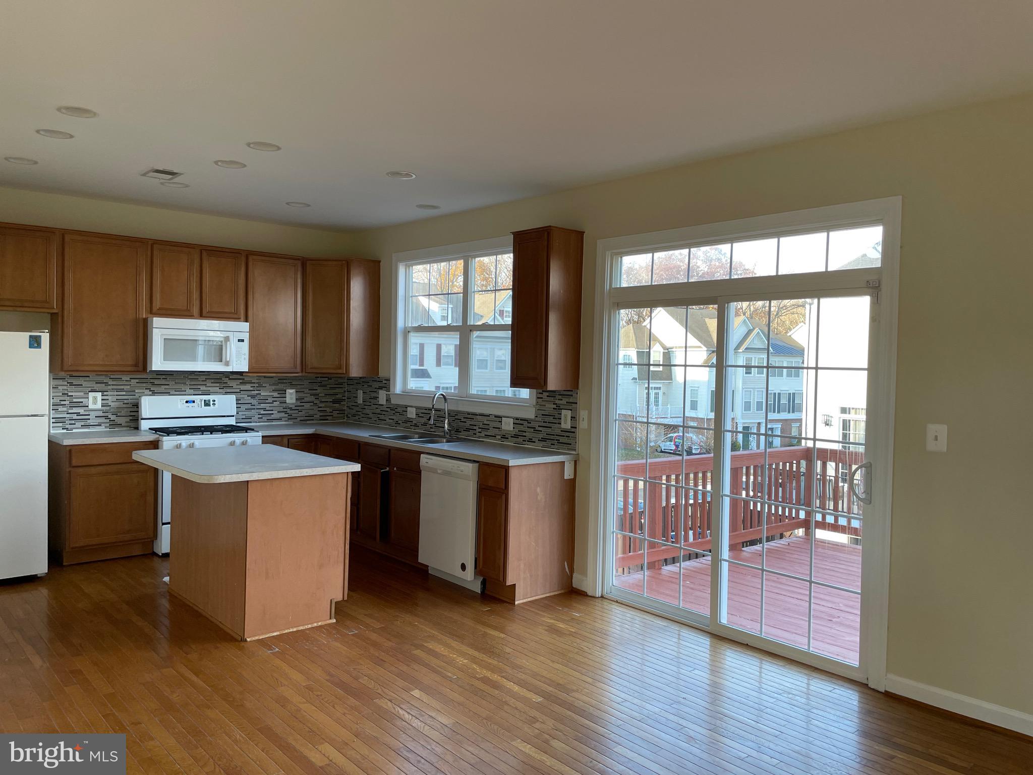 BLOOMS MILL - Residential