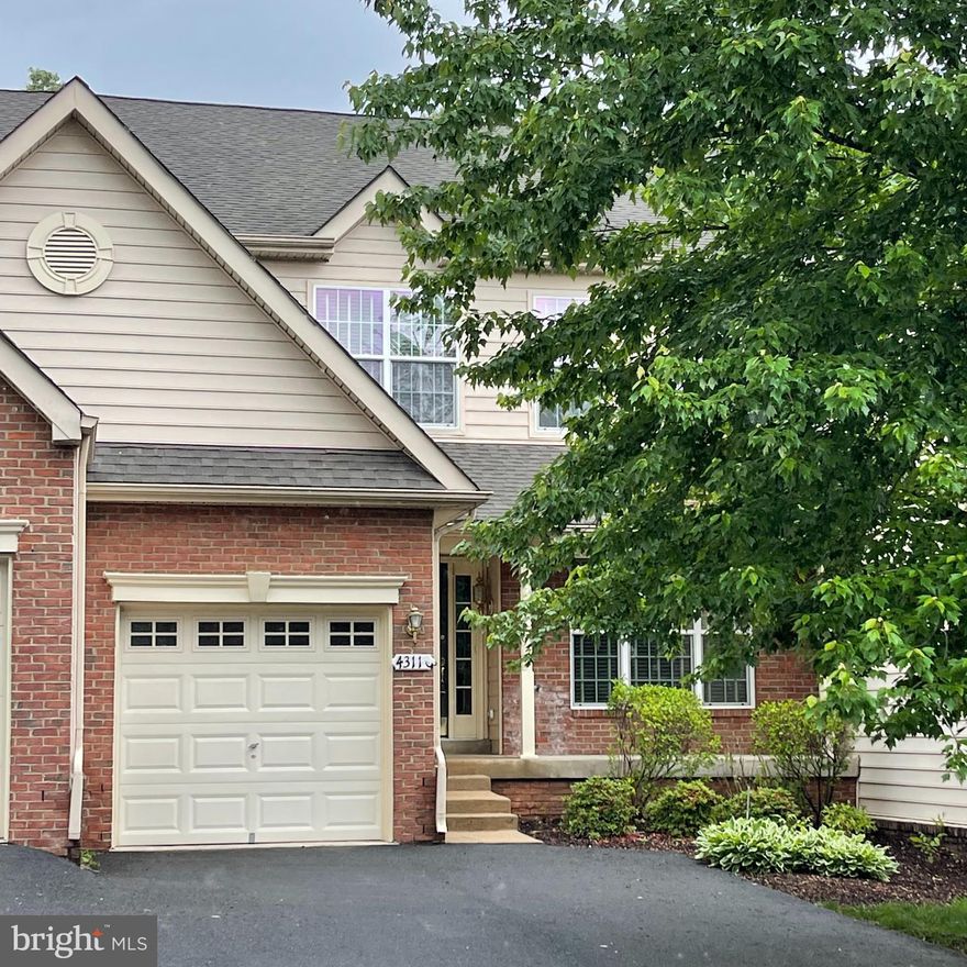 Incredible opportunity for a 3 finished-level townhome in gated Belmont Country Club.  3 bedrooms and 2 1/2 baths.  Priced below recent sales because the home needs paint and carpet.  The main level features a Living Room, Dining Room, Family Room with Gas Fireplace off the Kitchen, and 1/2 bath.  The upper level features Primary Suite with Walk-in Closet, a Bathroom with double vanity, a separate shower, and an oversized soaking tub.  The Washer/Dryer is also located on the upper level.  The lower level features a large finished area with a level walk out to the backyard, a larger storage area that could be finished for future living space, and a roughed-in bath.  Deck off Main Level with views of the Mature Trees.  1 Car Garage but Driveway has room for 2 cars side by side.  Enjoy all the Belmont Country Club has to offer!   
This Home shows well but needs paint!  Available for quick move-in!  Outdoor Powerwashing and Deck Restaining Scheduled.
