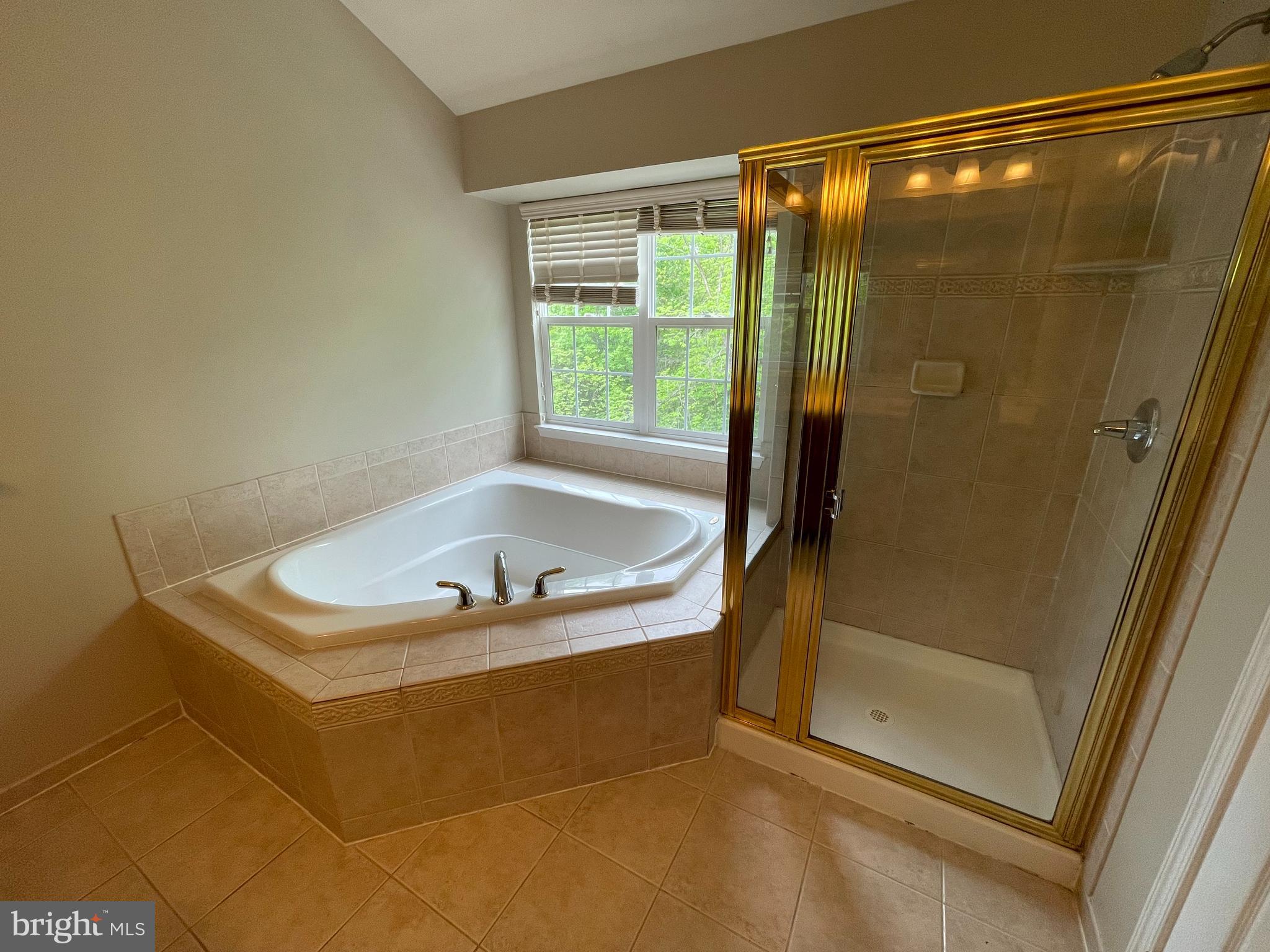 BELMONT LAND BAY - Residential