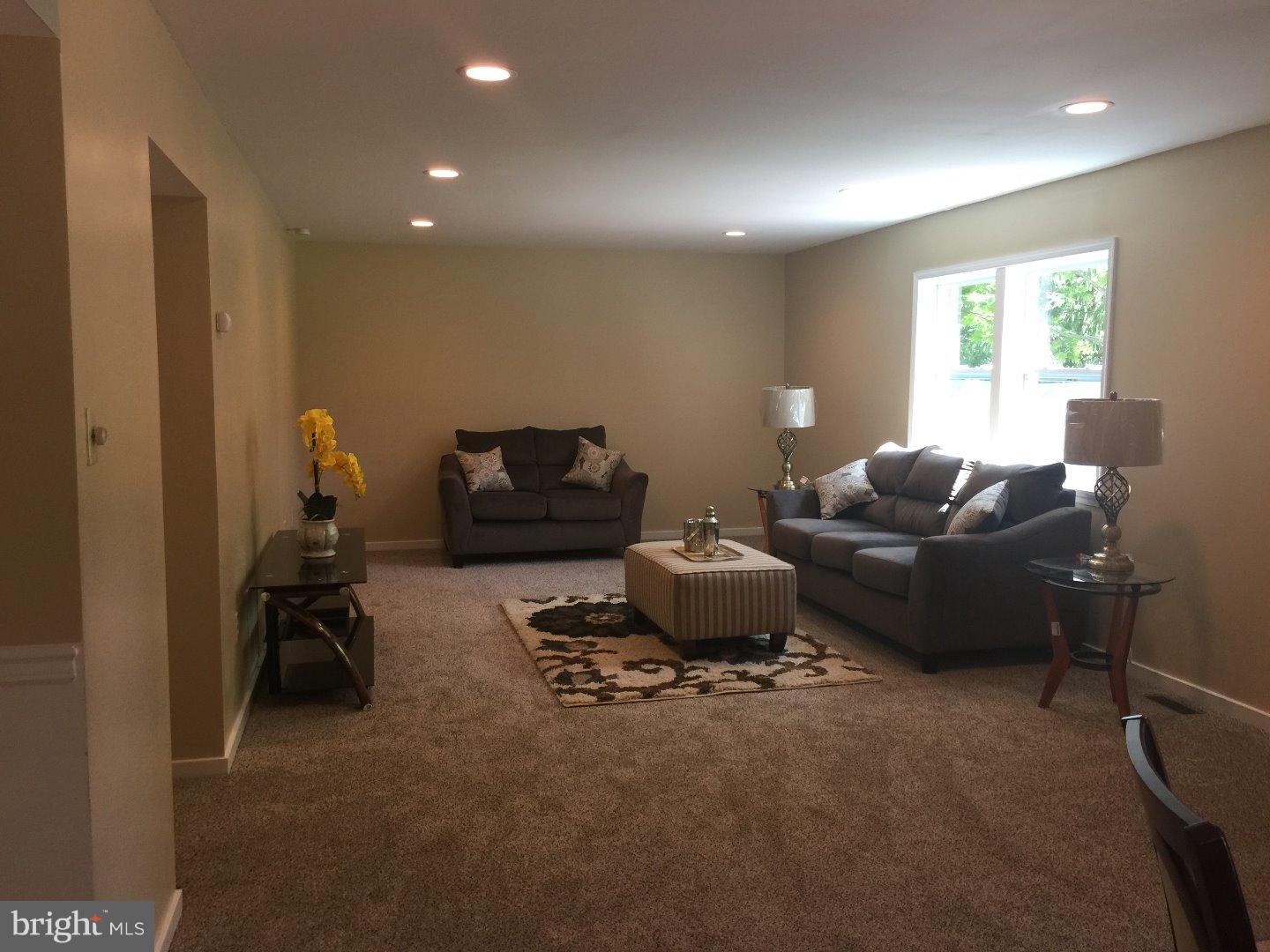 THE ESTATES OF DOYLESTOWN - Residential
