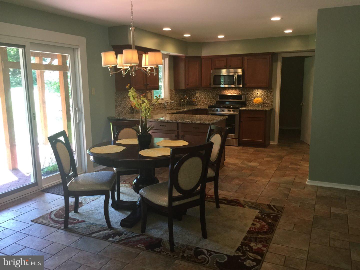 THE ESTATES OF DOYLESTOWN - Residential