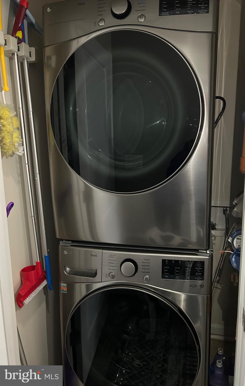 THE VILLAGES OF STEEPLECHASE - Residential