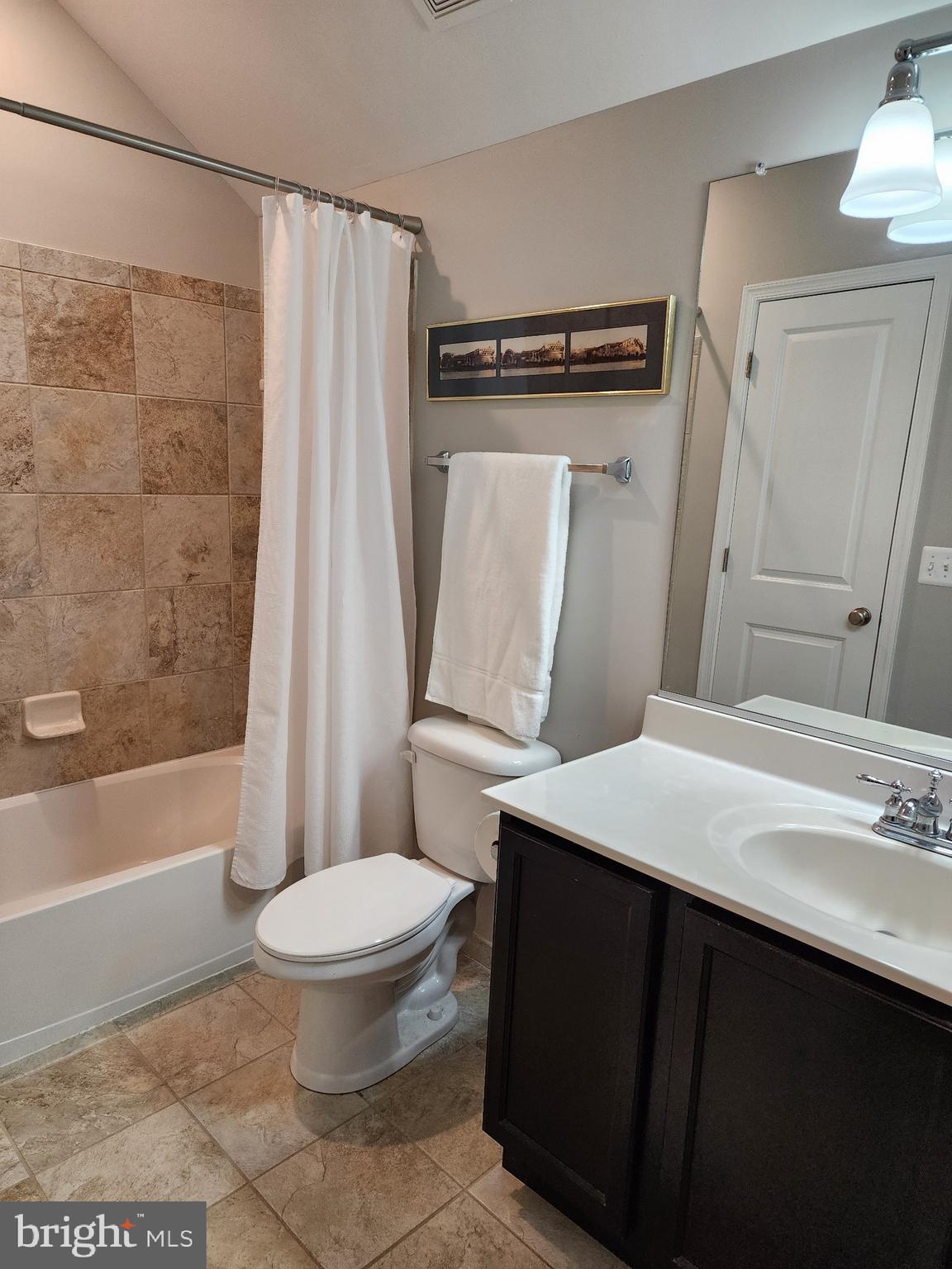 THE VILLAGES OF STEEPLECHASE - Residential