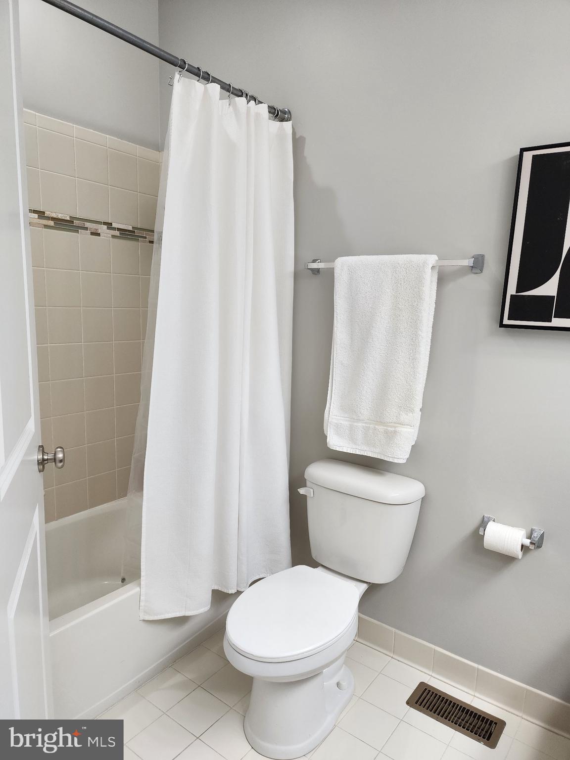 THE VILLAGES OF STEEPLECHASE - Residential