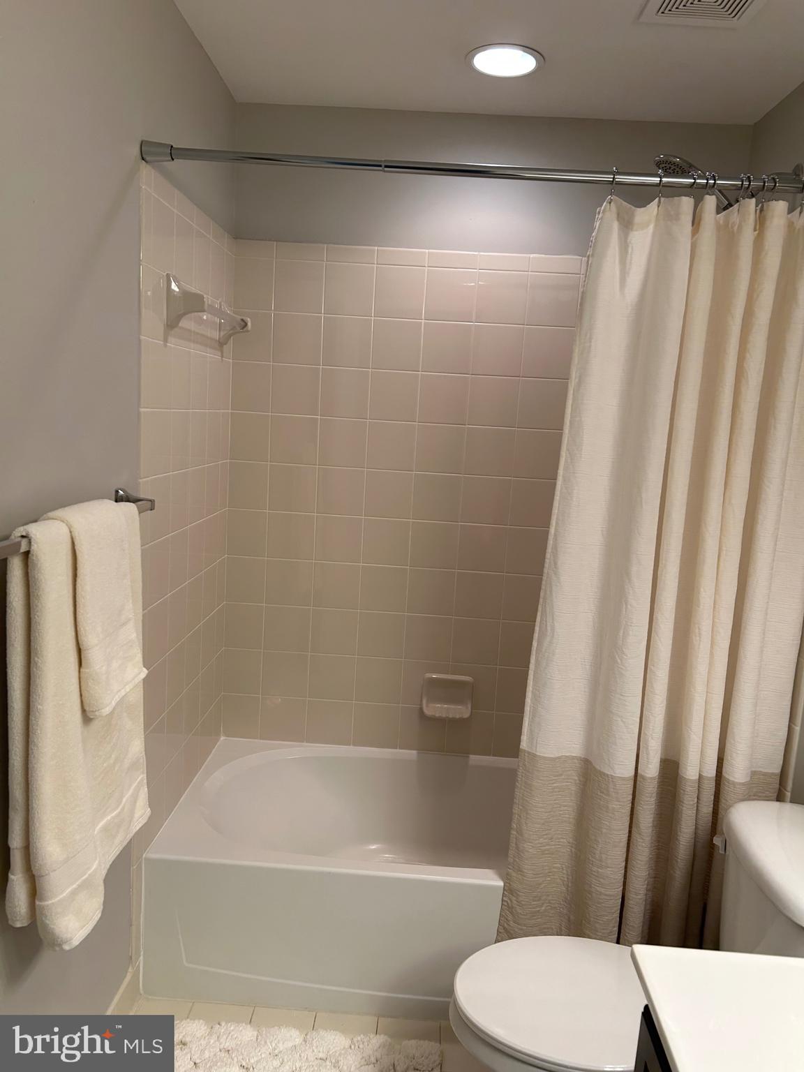 THE VILLAGES OF STEEPLECHASE - Residential