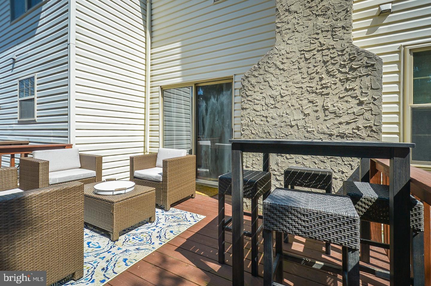 JAMESTOWN VIL - Residential Lease