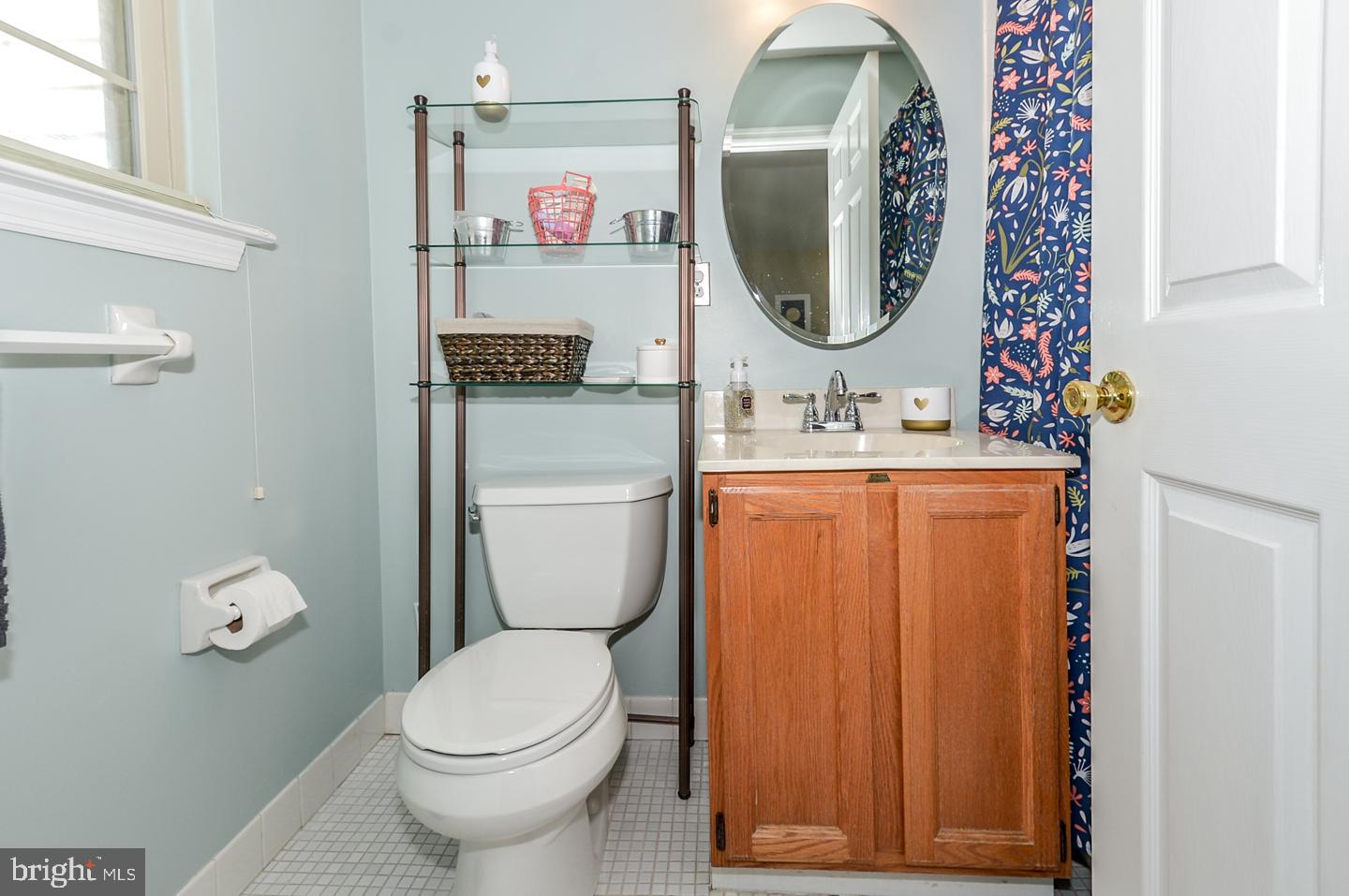 JAMESTOWN VIL - Residential Lease