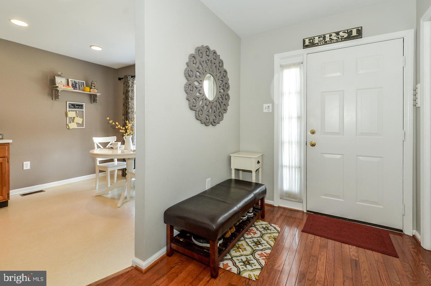 JAMESTOWN VIL - Residential Lease