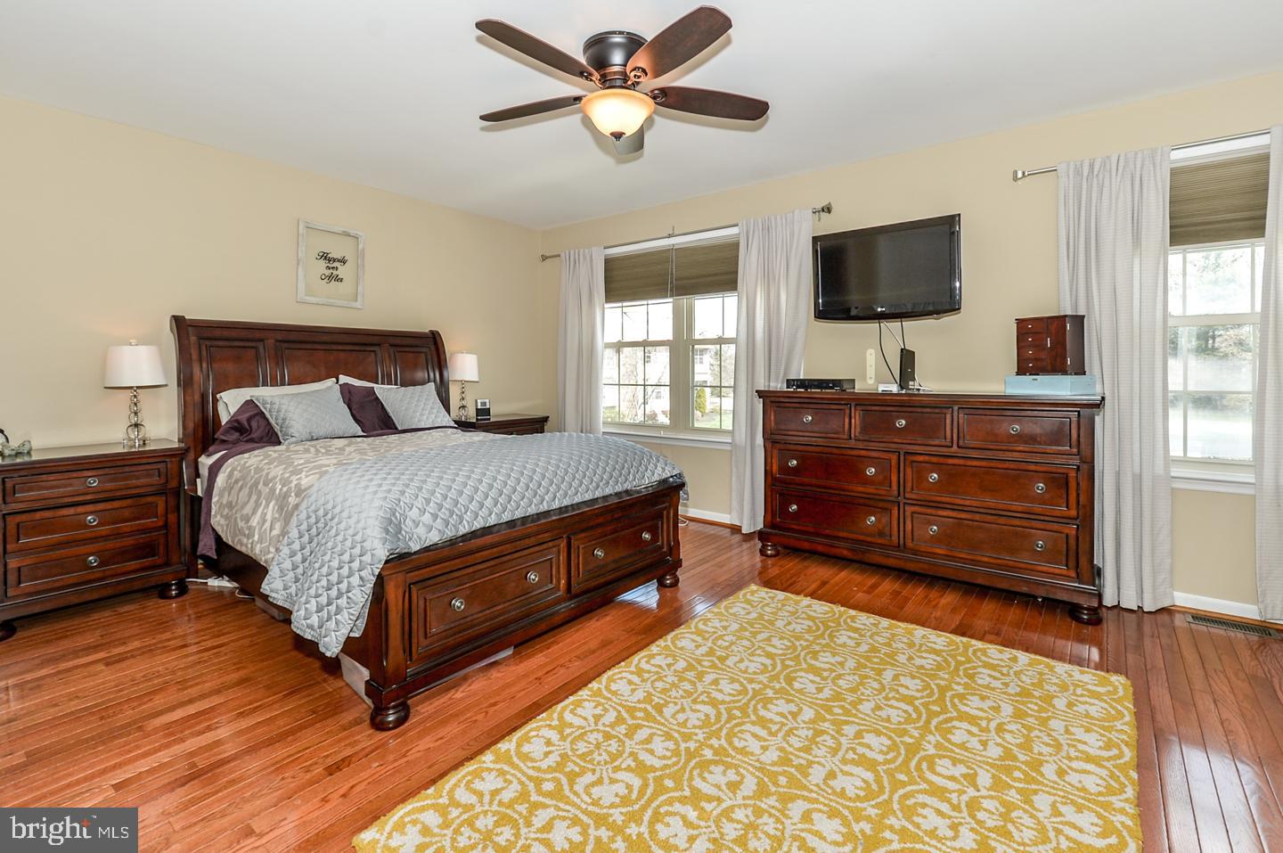 JAMESTOWN VIL - Residential Lease