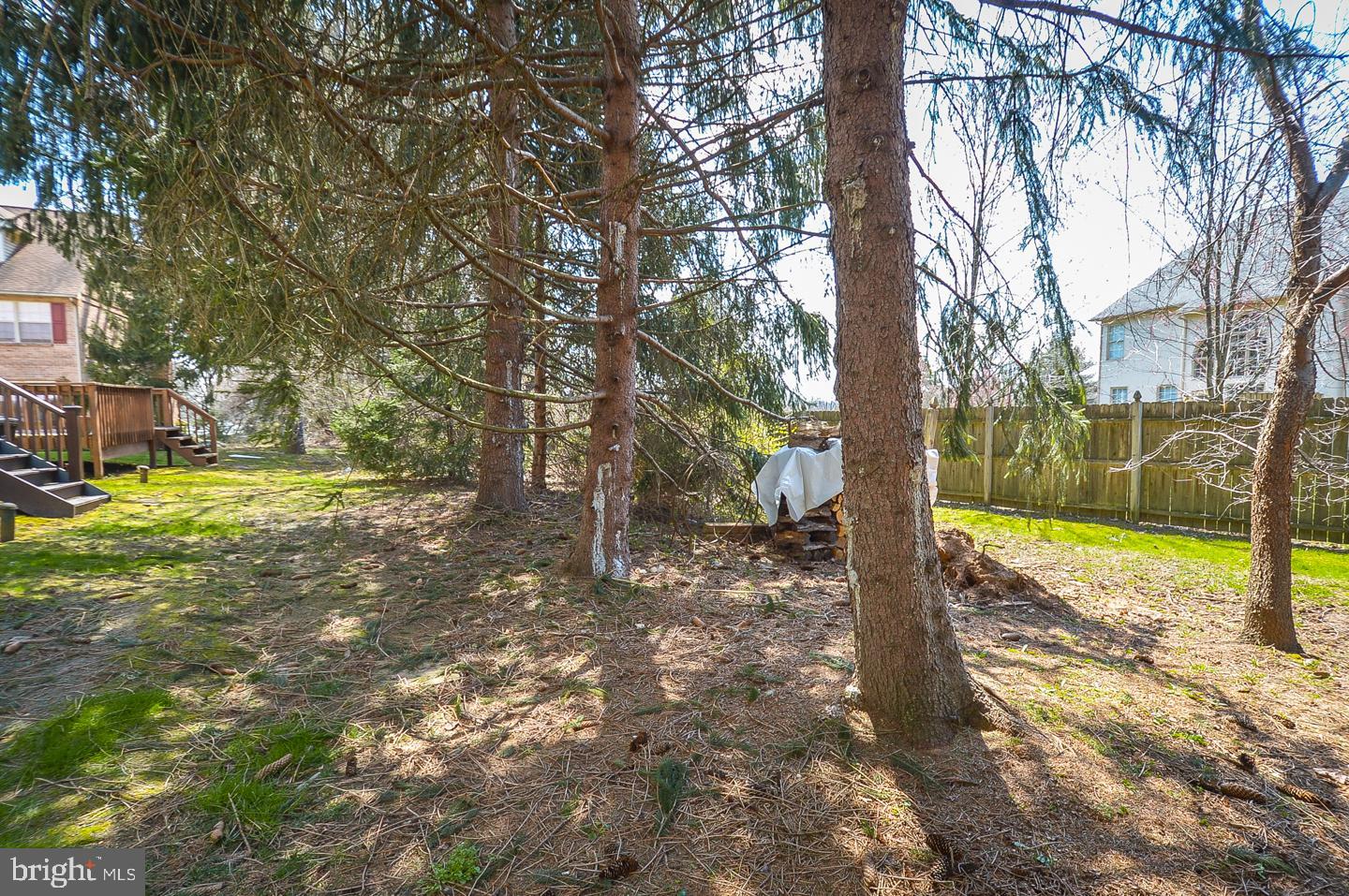 JAMESTOWN VIL - Residential Lease