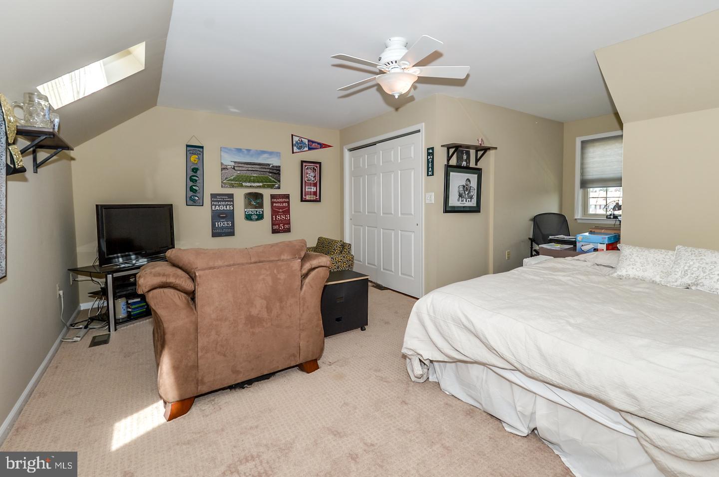 JAMESTOWN VIL - Residential Lease