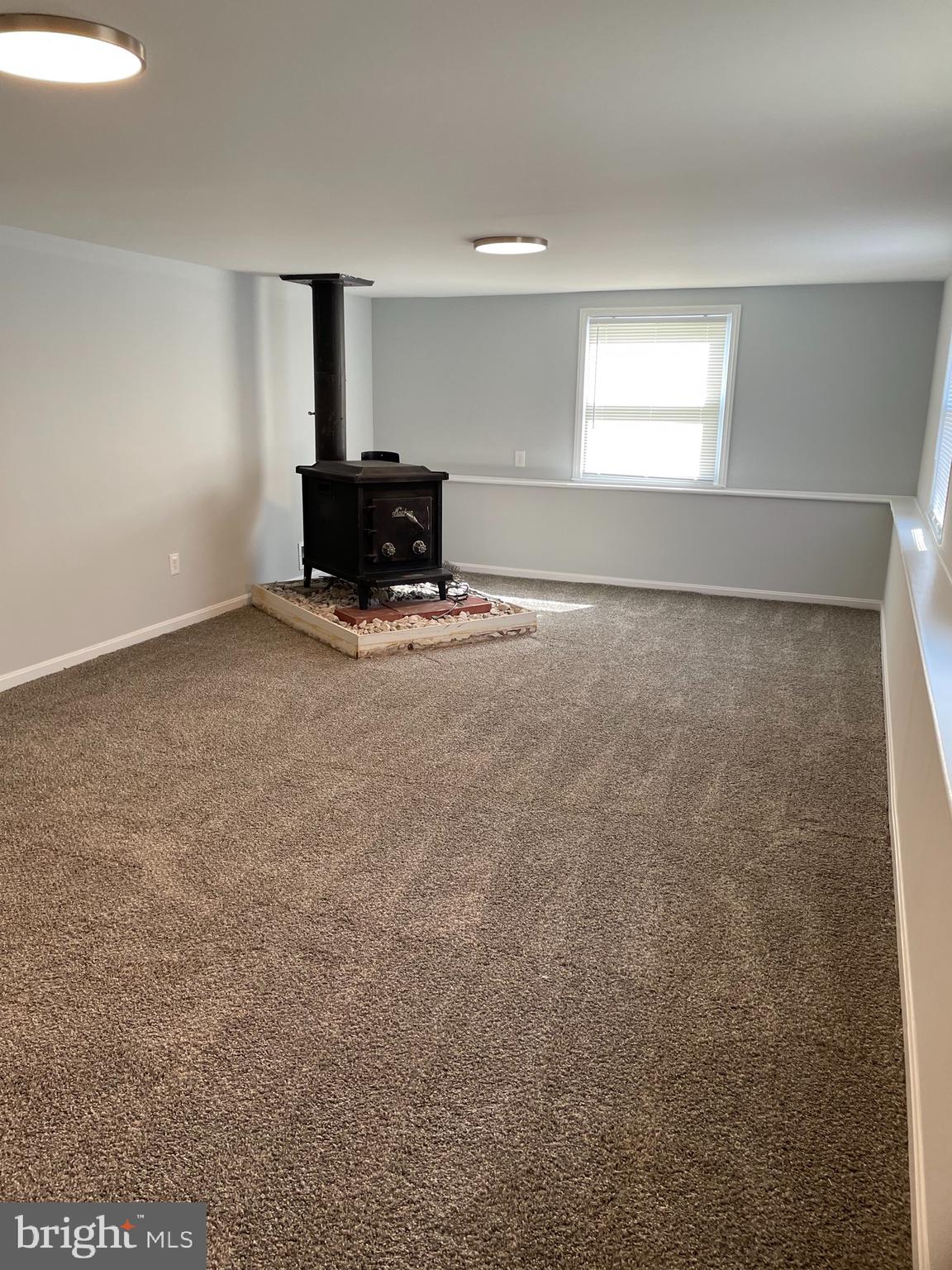 LYNNE ACRES - Residential