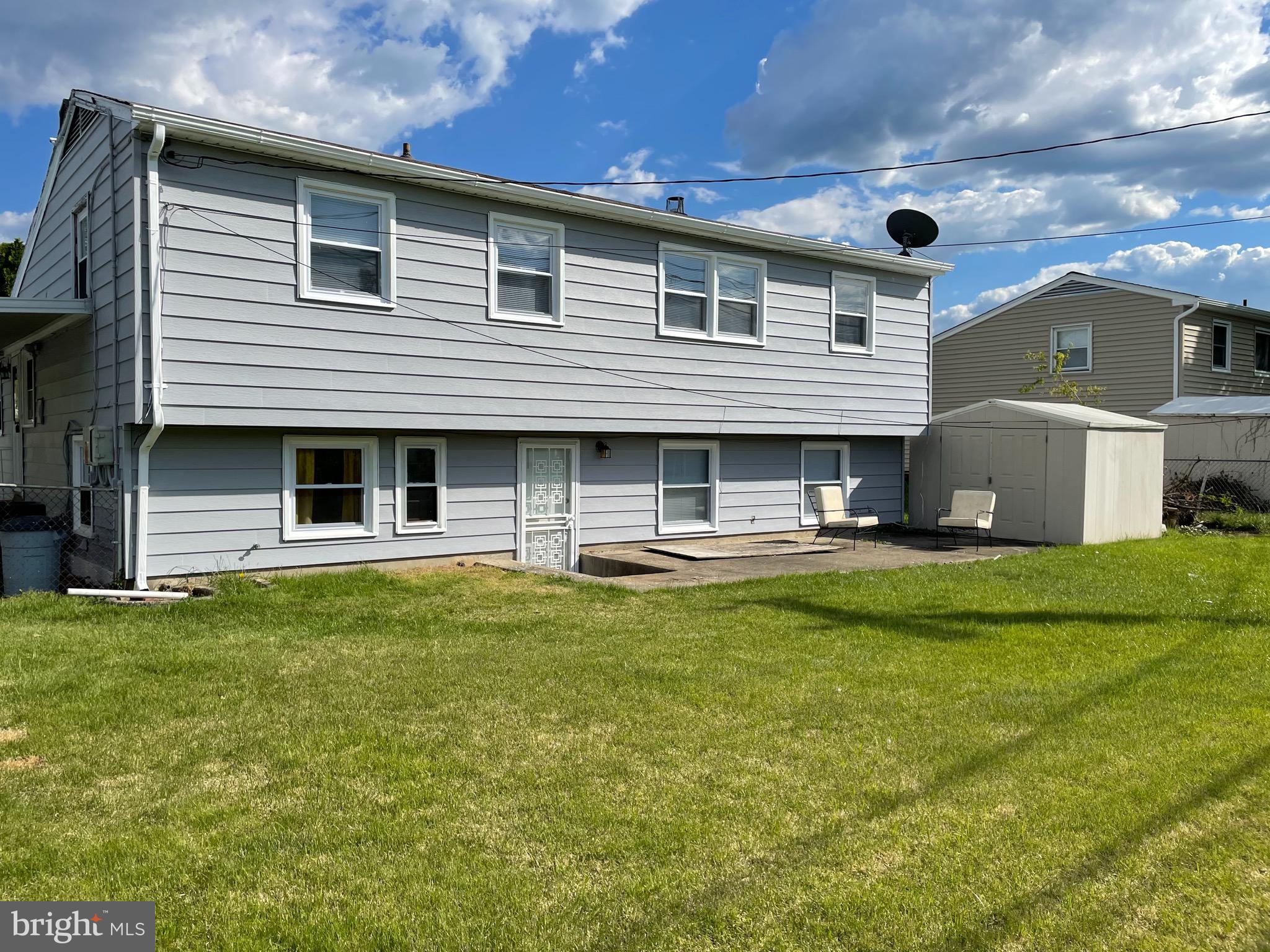 LYNNE ACRES - Residential