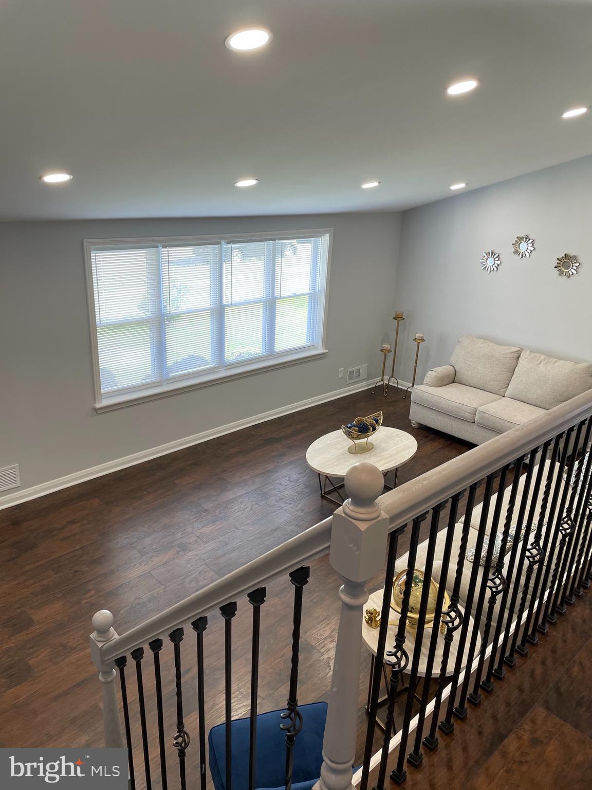 LYNNE ACRES - Residential